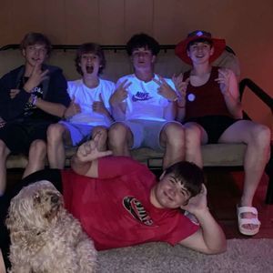 Meet your Posher, Mitchell